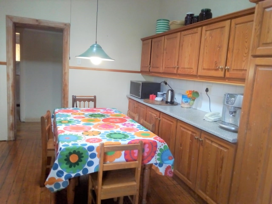 5 Bedroom Property for Sale in Lemoenkloof Western Cape